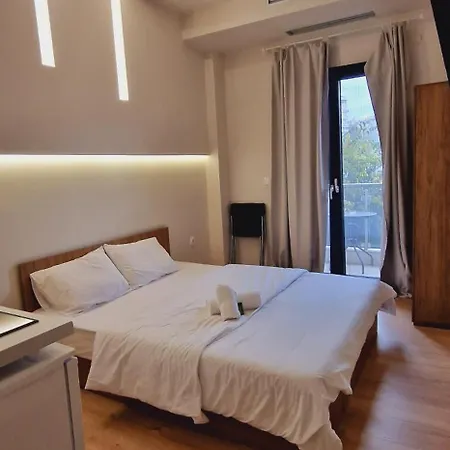 Luxury B5 - Center * 塞萨洛尼基
